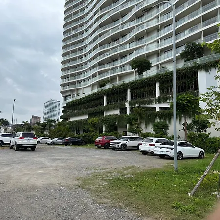 The Luxury Studio In Citadines Ha Long